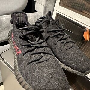 Adidas Yeezy Boost 350 V2 'Bred'